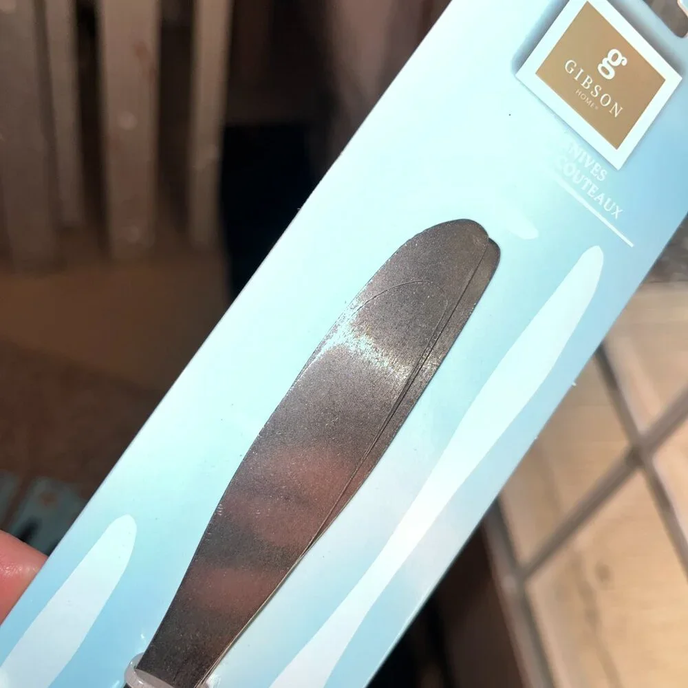 Gibson Tustin Dinner Knives‎ Set 12 Dishwasher Safe (4 sets of 3) (NEW)